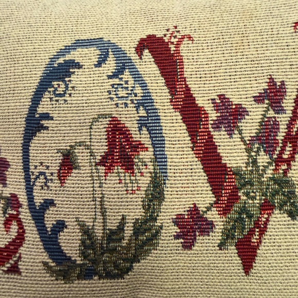 Vintage Tapestry Love Pillow - Picture 4 of 10